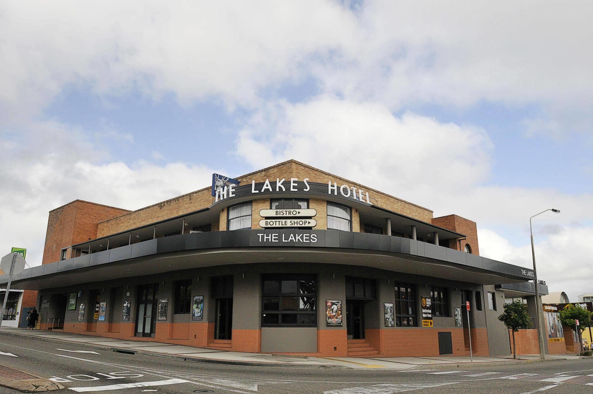 The Lakes Hotel المدخل المظهر الخارجي الصورة